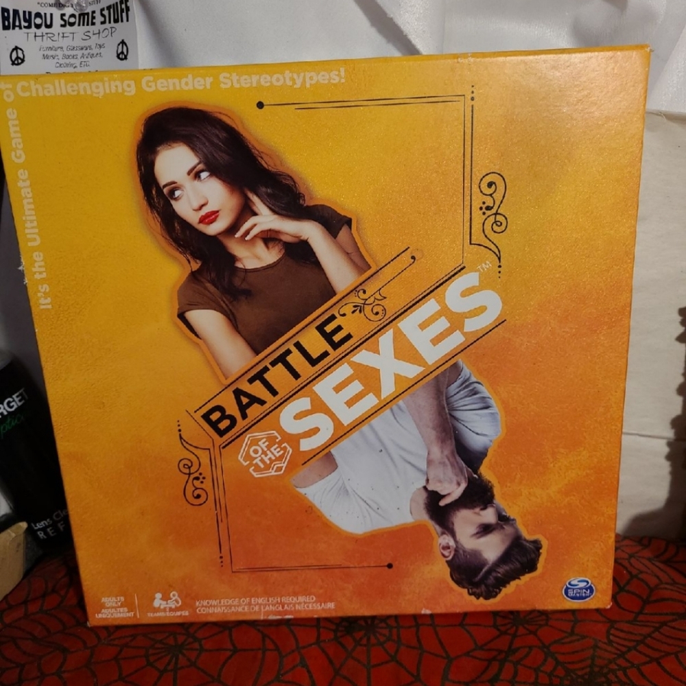 136626 Battle Of The Sexes Board Game, Hilarious & Eye-Opening Adult Party Game